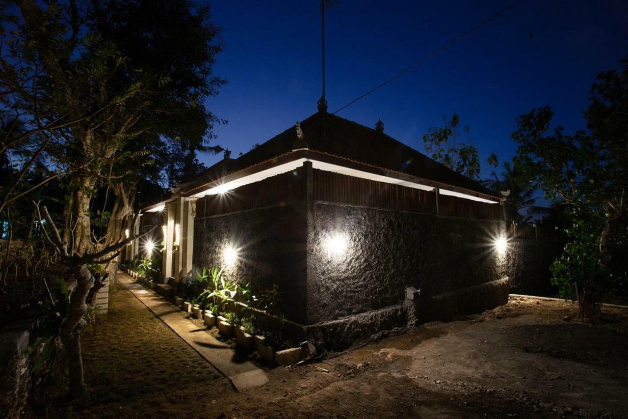 Ambengan Private Villas Toyapakeh Luaran gambar