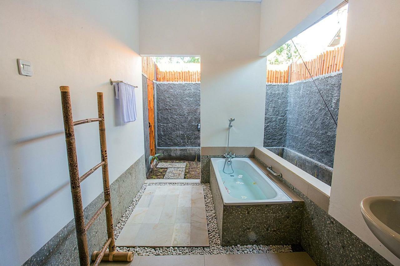 Ambengan Private Villas Toyapakeh Luaran gambar